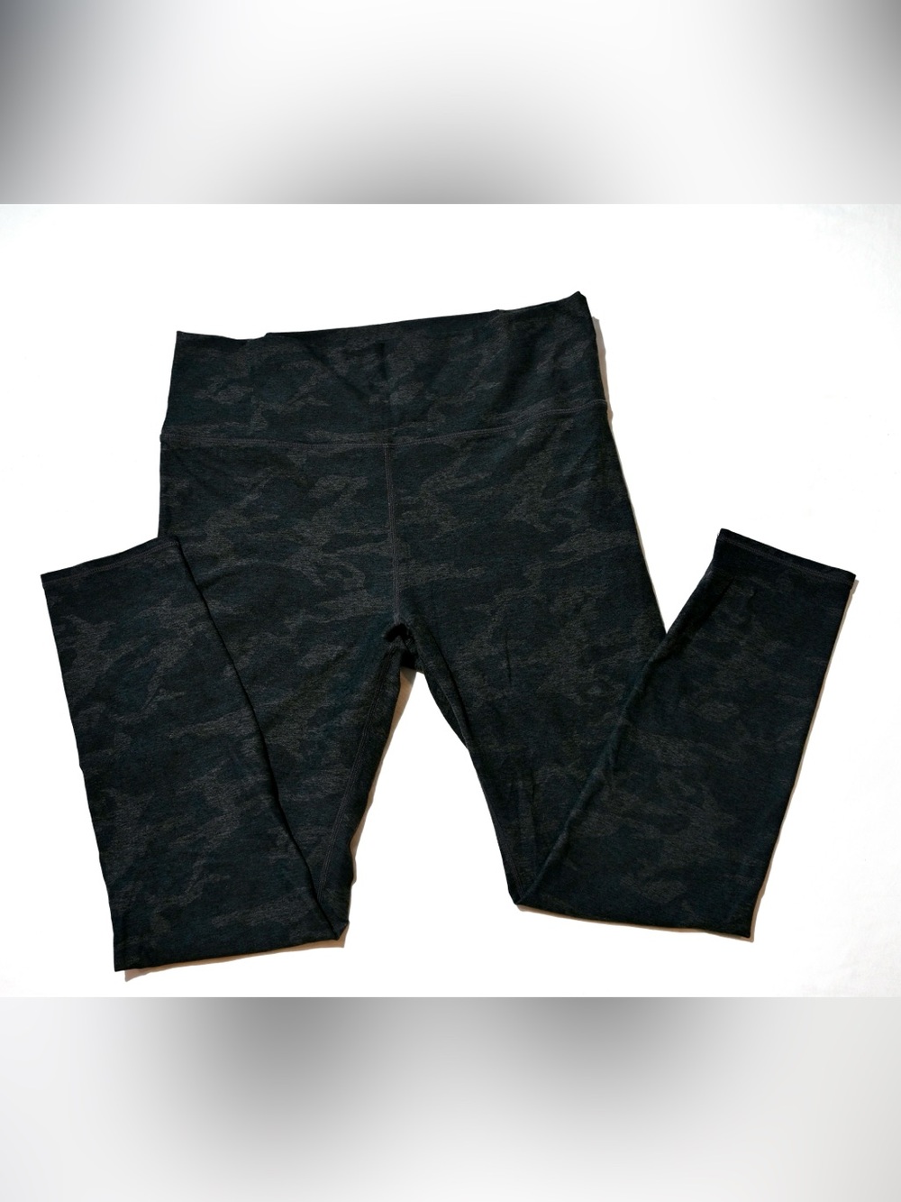 Vuori Elevation Legging Charcoal Camo High Rise 7/8 Leggings Size XL